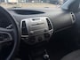 Hyundai i20 1.2i i-Motion/5drs/ nap/ dealeronderhouden/ 1jaar apk/ airco/ EL-ramen/ trekhaak/ zeer nette auto.
