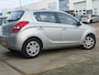 Hyundai i20 1.2i i-Motion/5drs/ nap/ dealeronderhouden/ 1jaar apk/ airco/ EL-ramen/ trekhaak/ zeer nette auto.