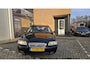 Volvo V70 2.5T Momentum Nieuwe Distributie
