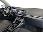 Skoda Karoq 1.5 150pk TSI ACT Business Edition Panoramadak | Parkeer Pakket | 	Navigatie Amundsen met 8" touchscreen