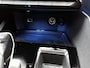 Peugeot 3008 SUV Allure 1.6 Plug-in HYbrid 225pk Automaat | Navigatie | Achteruitrijcamera | Handsfree Achterklep | Climate Control | Dodehoeksensor | Stoelverwarming | Parkeersensoren v+a | Cruise Control | Led koplampen | Keyless start | Apple Carplay / Android Auto | Bluetooth | DAB+ radio | Donker getint glas | 18" lichtmetalen velgen |