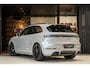 Porsche Cayenne 3.0 E-Hybrid | achterassturing | Sport design | 18 weg | bijrijder display | pano | Soft close |