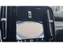 Volvo XC40 Recharge P8 AWD 78 kWh R-Design | Achteruitrijcamera | Parkeersensoren | BLIS | Navigatie | Harman Kardon Audio | Lichtmetalen Velgen 19 inch | Sportstoelen | Keyless Entry