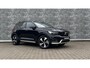Volvo XC40 Recharge P8 AWD 78 kWh R-Design | Achteruitrijcamera | Parkeersensoren | BLIS | Navigatie | Harman Kardon Audio | Lichtmetalen Velgen 19 inch | Sportstoelen | Keyless Entry