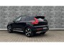 Volvo XC40 Recharge P8 AWD 78 kWh R-Design | Achteruitrijcamera | Parkeersensoren | BLIS | Navigatie | Harman Kardon Audio | Lichtmetalen Velgen 19 inch | Sportstoelen | Keyless Entry