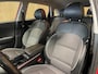 Kia Niro EV E-Niro DynamicLine 64 kWh|100%SOH|FACELIFT|3-FASE|LEDER|ACC|CARPLAY/ANDROID|CAMERA|STOEL+STUURVERW|IN. BTW|1e EIG|NL-AUTO|NAP|