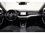 Skoda Octavia Combi 1.0 TSI MHEV Business Ed. Aut. [ Panorama Virtual Head-up Navi LED Trekhaak ]