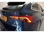 Skoda Octavia Combi 1.0 TSI MHEV Business Ed. Aut. [ Panorama Virtual Head-up Navi LED Trekhaak ]