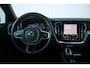 Volvo V60 T6 350PK Plug-in hybrid AWD Plus Dark | Adaptive Cruise & Pilot Assist | Stoelverwarming Voor & Achter | Stuurverwarming | Semi-Elektrische Trekhaak | Premium Audio by Harman Kardon | 360 Camera | Sportstoelen |