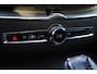 Volvo XC60 T6 Plug-in hybrid AWD Plus Dark | All-season banden | Adaptive Cruise & Pilot Assist | Panoramisch Schuif-/Kanteldak | 360-Camera | Draadloze Telefoonlader