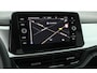 Volkswagen T-Roc 1.5 TSI 150pk DSG Life Edition Trekhaak Camera Navigatie ACC Carplay Keyless Led