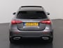 Mercedes-Benz A-klasse 180 Star Edition AMG Line | Nieuwprijs € 52.195,- | Night | Panoramadak | Sfeerverlichting | Stoelverwarming | Parkeercamera |