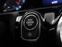 Mercedes-Benz A-klasse 180 Star Edition AMG Line | Nieuwprijs € 52.195,- | Night | Panoramadak | Sfeerverlichting | Stoelverwarming | Parkeercamera |