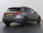 Mercedes-Benz A-klasse 180 Star Edition AMG Line | Nieuwprijs € 52.195,- | Night | Panoramadak | Sfeerverlichting | Stoelverwarming | Parkeercamera |
