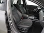 Mercedes-Benz A-klasse 180 Star Edition AMG Line | Nieuwprijs € 52.195,- | Night | Panoramadak | Sfeerverlichting | Stoelverwarming | Parkeercamera |