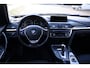 BMW 3-Serie Touring 328i Executive Luxury Line | AUT | Navi Pro | Bi-Xenon | Stoelverwarming | Sportstoelen | PDC | Elektr. Trekhaak | Stuurwiel verwarmd | Clima | Cruise | Etc.