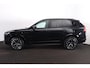 Volvo XC90 T8 Recharge AWD Plus Dark - Panorama/schuifdak - IntelliSafe Assist & Surround - 360º Camera - Harman/Kardon audio - Adaptieve LED koplampen - Verwarmde voorstoelen, stuur & achterbank - Parkeersensoren voor & achter - Elektr. bedienb. voorstoelen met geheugen - Geventileerde voorstoelen - Head up display - Draadloze tel. lader - Extra getint glas - 21' LMV