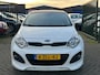 Kia Rio 1.4 CVVT ExecutiveLine 2e eigenaar dealer onderhouden navigatie cruis control parkeer sensor