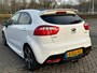 Kia Rio 1.4 CVVT ExecutiveLine 2e eigenaar dealer onderhouden navigatie cruis control parkeer sensor
