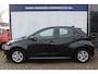 Mazda 2 Hybrid Toyota Yaris 1.5 Stuur- en Stoelverwarming l Apple Carplay/ Android auto l Keyless l Automaat l Parkeercamera l Cruise control l