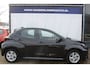 Mazda 2 Hybrid Toyota Yaris 1.5 Stuur- en Stoelverwarming l Apple Carplay/ Android auto l Keyless l Automaat l Parkeercamera l Cruise control l