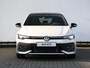 Volkswagen Golf GTE 1.5 eHybrid 272 PK | 18" inch velgen | Black style | Panoramadak | Trekhaak |