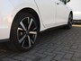 Volkswagen Golf GTE 1.5 eHybrid 272 PK | 18" inch velgen | Black style | Panoramadak | Trekhaak |