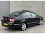 Volkswagen Passat 2.0 FSI Highline 150pk AUT 2006 Zwart NAP