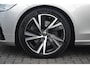 Volvo V90 B4 R-Design | 360° Camera | Harman/Kardon | Stoel + Stuur Verwarmd | Pilot-Assist | Apple CarPlay |