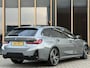 BMW 3-Serie Touring 330e M-sport | Panorama-dak | Sfeerverlichting | Head-up | Memor
