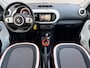 Renault Twingo Z.E. 22KWh Vibes Automaat / Dealer Onderhouden / SOH 93% / Apple Carplay & Android Auto / Stoelverwarming / All Season Banden / Achteruitrijcamera / 16'' Lichtmetalen Velgen /