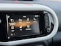 Renault Twingo Z.E. 22KWh Vibes Automaat / Dealer Onderhouden / SOH 93% / Apple Carplay & Android Auto / Stoelverwarming / All Season Banden / Achteruitrijcamera / 16'' Lichtmetalen Velgen /