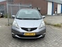 Honda Jazz 1.2 Trend 5 deurs hoge instap 90PK! NL AUTO NAP! Airco l Trekhaak l MTF-stuur l Elek pakket! TOPSTAAT!