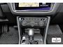 Volkswagen Tiguan 2.0 TSI 4MOTION Highline | Automaat | Pano | LED | Navi | App-connect | Camera | All-seasons | Elek. achterklep | Park Assist |