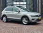 Volkswagen Tiguan 2.0 TSI 4MOTION Highline | Automaat | Pano | LED | Navi | App-connect | Camera | All-seasons | Elek. achterklep | Park Assist |