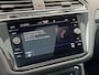 Volkswagen Tiguan 1.5 TSI DSG 2x R-LINE Panodak Trekhaak Black Style 20 Inch