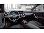 Mercedes-Benz A-klasse 180 Business Solution AMG | Panoramadak | Achteruitrijcamera | Apple Carplay | Stoelverwarming | Getint glas |