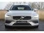 Volvo V60 2.0 B3 Core | Adaptive Cruise | BLIS | Stoelverwarming V/A | Stuurwielverwarming | Google Maps Navi | 17 inch