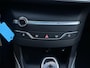 Peugeot 308 SW 1.2 PureTech Blue Lease Executive | Trekhaak | Adaptive Cruise Control | Parkeercamera/-sensoren | Navigatie | Climate Control |