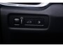 Volvo V60 2.0 T6 Recharge AWD R-Design SOH 90% Black-line private-glas Navigatie electr achterklep afneembare trekhaak LED-verlichting DAB ECC Distronic 360 camera lane-assist PDC achter 19-inch lmv