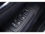 Volvo V60 2.0 T6 Recharge AWD R-Design SOH 90% Black-line private-glas Navigatie electr achterklep afneembare trekhaak LED-verlichting DAB ECC Distronic 360 camera lane-assist PDC achter 19-inch lmv