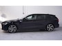 Volvo V60 2.0 T6 Recharge AWD R-Design Black-line private-glas Navigatie electr achterklep afneembare trekhaak LED-verlichting DAB ECC Distronic 360 camera lane-assist PDC achter 19-inch lmv