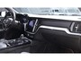Volvo V60 2.0 T6 Recharge AWD R-Design Black-line private-glas Navigatie electr achterklep afneembare trekhaak LED-verlichting DAB ECC Distronic 360 camera lane-assist PDC achter 19-inch lmv