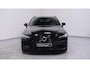 Volvo V60 2.0 T6 Recharge AWD R-Design Black-line private-glas Navigatie electr achterklep afneembare trekhaak LED-verlichting DAB ECC Distronic 360 camera lane-assist PDC achter 19-inch lmv