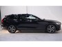 Volvo V60 2.0 T6 Recharge AWD R-Design Black-line private-glas Navigatie electr achterklep afneembare trekhaak LED-verlichting DAB ECC Distronic 360 camera lane-assist PDC achter 19-inch lmv