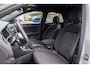 Volkswagen T-Roc 1.5 TSI Sport Business R | Trekhaak | Cruise adaptief | Camera | Stoelverwarming | Keyless | Navi/Carplay | LED | Super compleet! | Achteruitrijcamera | Cruise control adaptief | Elektrisch bedienbare achterklep