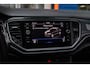 Volkswagen T-Roc 1.5 TSI Sport Business R | Trekhaak | Cruise adaptief | Camera | Stoelverwarming | Keyless | Navi/Carplay | LED | Super compleet! | Achteruitrijcamera | Cruise control adaptief | Elektrisch bedienbare achterklep