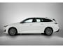 Peugeot 308 SW Active Pack 110pk | 1ste eigenaar | LEER/Stof | Stoelverwarming | Navigatie | LED lampen | Cruise Control | Apple Carplay/Android Auto |