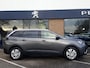 Peugeot 5008 BLUE L. EXECUTIVE 1.2PT-130pk (VOL)AUTOMAAT(EAT8) 7-Pers. | Vol-leer | Trekhaak | Navigatie via AppleCarPlay & AndroidAuto | Parkeerhulp & Camera