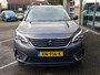 Peugeot 5008 BLUE L. EXECUTIVE 1.2PT-130pk (VOL)AUTOMAAT(EAT8) 7-Pers. | Vol-leer | Trekhaak | Navigatie via AppleCarPlay & AndroidAuto | Parkeerhulp & Camera